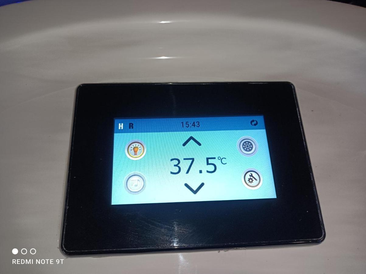 Sauna & Double Jacuzzi Interieur Et Sous Les Etoiles 1H30 Paris Ladon Buitenkant foto